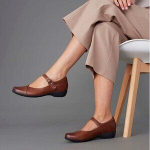 Dansco Fawna Mary Jane Flats Women's Brown Leather Shoes size 39 US 8